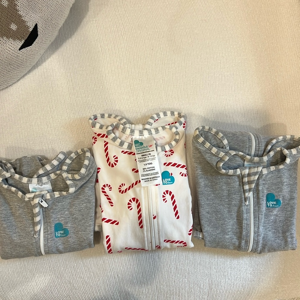Three live to dream swaddles